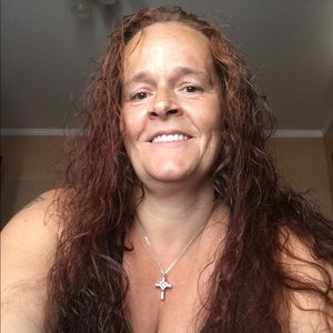 Meet your Posher, Jeannine